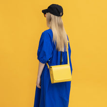 將圖片載入圖庫檢視器 UNDERCROSS Sagag 方形斜背包 (4色)