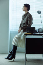 將圖片載入圖庫檢視器 LOEKA Fave 黑色牛皮翻蓋包