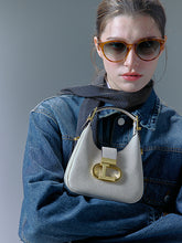 將圖片載入圖庫檢視器 LOEKA Gota S 都會知性白色迷你馬鞍肩背包