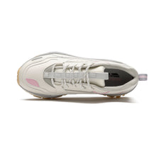 將圖片載入圖庫檢視器 AKIII CLASSIC Urban Tracker 奶油粉灰經典復刻中性老爹鞋