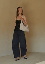 將圖片載入圖庫檢視器 KWANI 編織壓紋Hobo (4色)