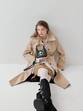 將圖片載入圖庫檢視器 LOEKA Gota S 都會知性黑色迷你馬鞍肩背包