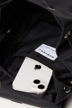 將圖片載入圖庫檢視器 MARHEN.J Scarlet 黑色尼龍束繩背包