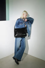 將圖片載入圖庫檢視器 MARHEN.J Lowell 方形肩背包(2色)