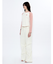 將圖片載入圖庫檢視器 FALLETT Flower Logo 粉色牛角袖T 恤