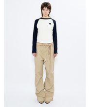 將圖片載入圖庫檢視器 FALLETT Flower Logo 深藍色牛角袖T 恤