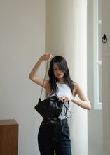 將圖片載入圖庫檢視器 KWANI Mini Chelsea 迷你鉚釘束繩背囊 (2色)