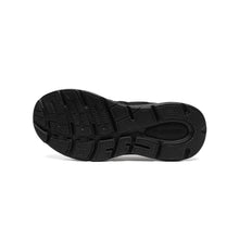 將圖片載入圖庫檢視器 AKIII CLASSIC Maximize 網眼輕量黑色運動鞋