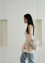 將圖片載入圖庫檢視器 KWANI Mini Chelsea 迷你鉚釘束繩背囊 (2色)