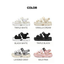 將圖片載入圖庫檢視器 AKIII CLASSIC Granada 雙魔鬼氈淺灰涼鞋