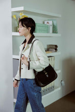 將圖片載入圖庫檢視器 LOEKA Diane 黑色兩用拼接Hobo Bag