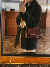 將圖片載入圖庫檢視器 MARHEN.J Elly 棕色純素皮革肩背包