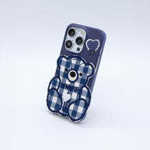 將圖片載入圖庫檢視器 SECOND UNIQUE NAME 深藍色格紋小熊手機殼