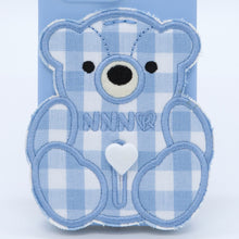 將圖片載入圖庫檢視器 SECOND UNIQUE NAME 天藍色格紋小熊手機殼