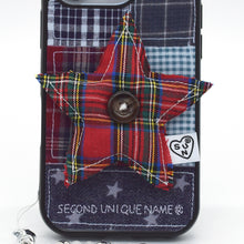 將圖片載入圖庫檢視器 SECOND UNIQUE NAME 格紋拼接紅色星星手機殼