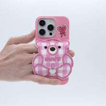 將圖片載入圖庫檢視器 SECOND UNIQUE NAME 粉色格紋小熊手機殼