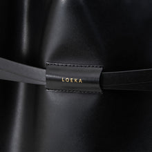 將圖片載入圖庫檢視器 LOEKA Lia 黑色簡約造型水桶袋