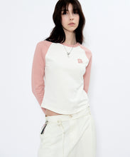 將圖片載入圖庫檢視器 FALLETT Flower Logo 粉色牛角袖T 恤