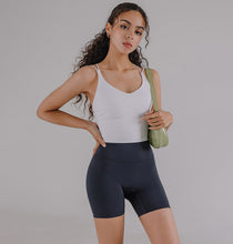 將圖片載入圖庫檢視器 CONCHWEAR 舒適3分黑色緊身運動褲