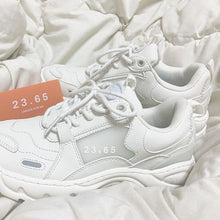 將圖片載入圖庫檢視器 23.65 V2 三重白色老爹鞋 (Jessi同款)