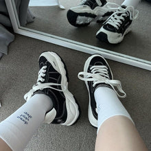 將圖片載入圖庫檢視器 23.65 V2 Vebe 黑色老爹鞋