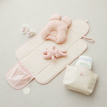 將圖片載入圖庫檢視器 CHEZ-BEBE 刺繡動物隨行尿布墊 2款