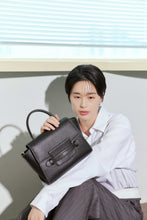 將圖片載入圖庫檢視器 LOEKA Fave 荔枝紋牛皮 黑色手提肩背包
