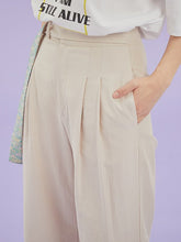 將圖片載入圖庫檢視器 CCOMAQUE 韓式長帶裝飾休閒米色寬褲