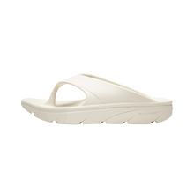 將圖片載入圖庫檢視器 AKIII CLASSIC Cloud Recovery Flipflop V2 象牙白夾腳拖鞋