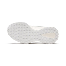 將圖片載入圖庫檢視器 AKIII CLASSIC Heritage 灰綠撞色復古絨布慢跑鞋