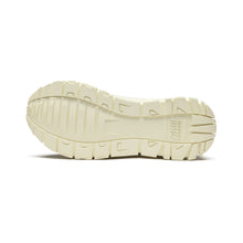 將圖片載入圖庫檢視器 AKIII CLASSIC Urban Tracker 白灰撞色經典復刻中性老爹鞋 (柳善皓同款)