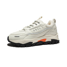 將圖片載入圖庫檢視器 AKIII CLASSIC Urban Tracker 奶油色經典復刻中性老爹鞋
