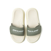 將圖片載入圖庫檢視器 AKIII CLASSIC Dual Cushioning Slide 三重軟墊橄欖綠拖鞋