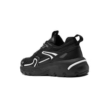 將圖片載入圖庫檢視器 AKIII CLASSIC Titan 黑色厚底運動鞋