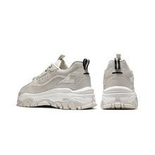 將圖片載入圖庫檢視器 AKIII CLASSIC Urban Tracker 淺褐色經典復刻中性老爹鞋