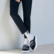 將圖片載入圖庫檢視器 AKIII CLASSIC Dual Cushioning Slide 三重軟墊全黑色拖鞋 (OMEGA X 政勳同款)