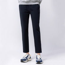 將圖片載入圖庫檢視器 AKIII CLASSIC Heritage 藍黃撞色復古絨布慢跑鞋 (高俊熙同款)