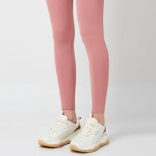 將圖片載入圖庫檢視器 AKIII CLASSIC Urban Tracker 白紅撞色經典復刻中性老爹鞋