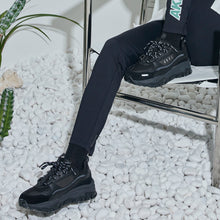 將圖片載入圖庫檢視器 AKIII CLASSIC Urban Tracker 黑色經典復刻中性老爹鞋 (SEVENTEEN Hoshi同款)