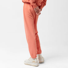 將圖片載入圖庫檢視器 AKIII CLASSIC Urban Tracker 奶茶白經典復刻中性老爹鞋