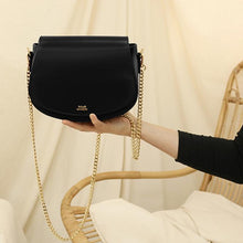 將圖片載入圖庫檢視器 D.LAB Momo 黑色側背包(雙背帶)