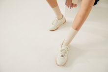 將圖片載入圖庫檢視器 GRIMPER Stick Rugged 奶油白厚底球鞋 (MONSTA X 亨元同款)