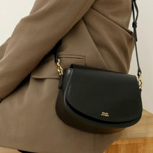 將圖片載入圖庫檢視器 D.LAB Momo 黑色側背包(雙背帶)