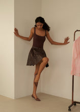 將圖片載入圖庫檢視器 HEAVENLY JELLY Sleek Skin 棕色低跟果凍鞋