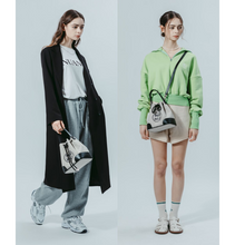 將圖片載入圖庫檢視器 MARHEN.J Noah 黑色蘋果皮革水桶兩用包