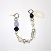 將圖片載入圖庫檢視器 ARNO Beads 可拆式 珠鍊防撞手機殼_小達爾馬西安