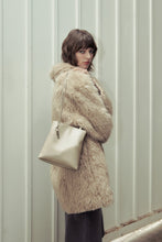 將圖片載入圖庫檢視器 MARHEN.J Lome 米色肩背包