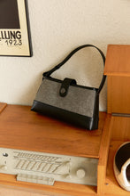 將圖片載入圖庫檢視器 DEPOUND 深灰色牛皮新月方形包