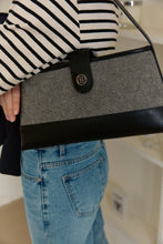 將圖片載入圖庫檢視器 DEPOUND 深灰色牛皮新月方形包