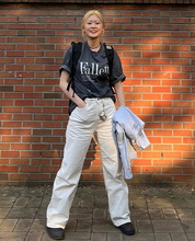 將圖片載入圖庫檢視器 FALLETT Deux Nero 黑貓深灰色短袖上衣(STAYC秀珉同款)